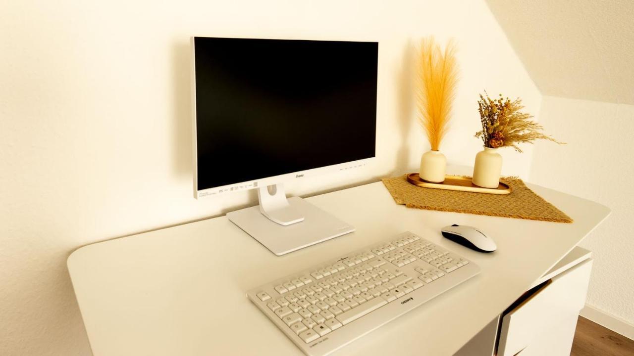 3,5-Zimmer Inkl Arbeitsplatz, Wlan & Free Netflix, Amazon-Free Parken Vollausgestattete Wohnung, 24H Check In Hamm  Esterno foto