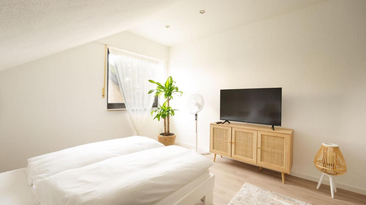 3,5-Zimmer Inkl Arbeitsplatz, Wlan & Free Netflix, Amazon-Free Parken Vollausgestattete Wohnung, 24H Check In Hamm  Esterno foto