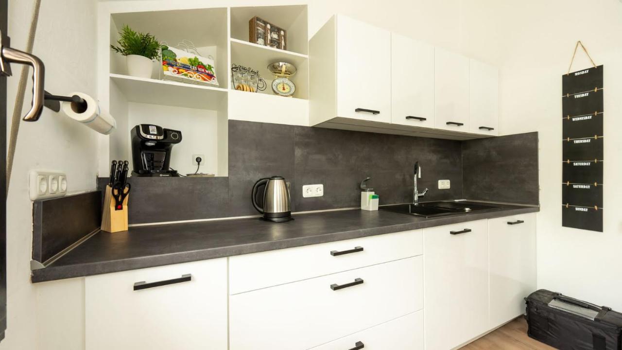3,5-Zimmer Inkl Arbeitsplatz, Wlan & Free Netflix, Amazon-Free Parken Vollausgestattete Wohnung, 24H Check In Hamm  Esterno foto